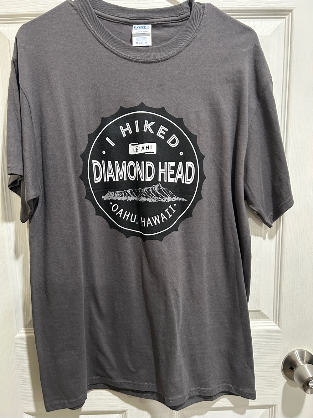 Oahu Hawaii Gray Diamond Head Graphic Short-Sleeve Tee